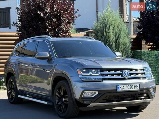 Сірий Фольксваген Atlas, об'ємом двигуна 3.6 л та пробігом 73 тис. км за 28700 $, фото 15 на Automoto.ua