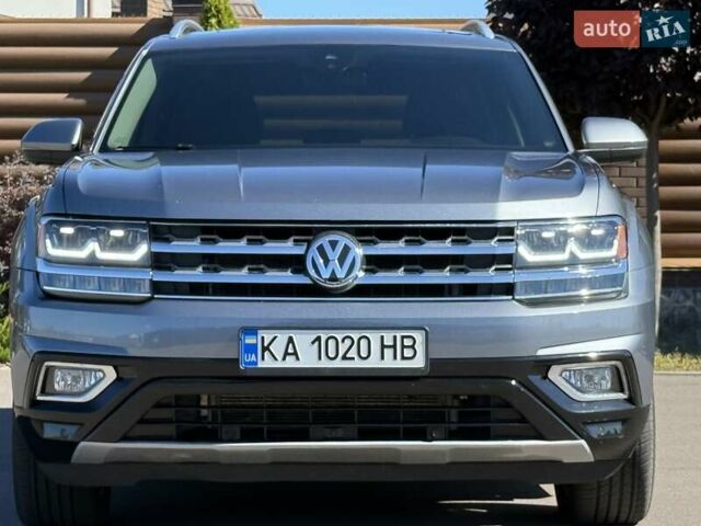 Сірий Фольксваген Atlas, об'ємом двигуна 3.6 л та пробігом 73 тис. км за 28700 $, фото 10 на Automoto.ua