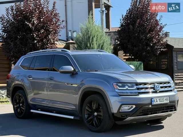 Сірий Фольксваген Atlas, об'ємом двигуна 3.6 л та пробігом 73 тис. км за 28700 $, фото 19 на Automoto.ua