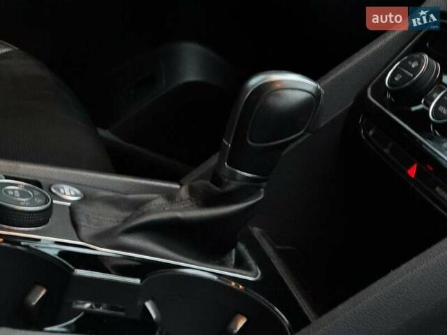 Серый Фольксваген Atlas, объемом двигателя 3.6 л и пробегом 145 тыс. км за 20500 $, фото 36 на Automoto.ua