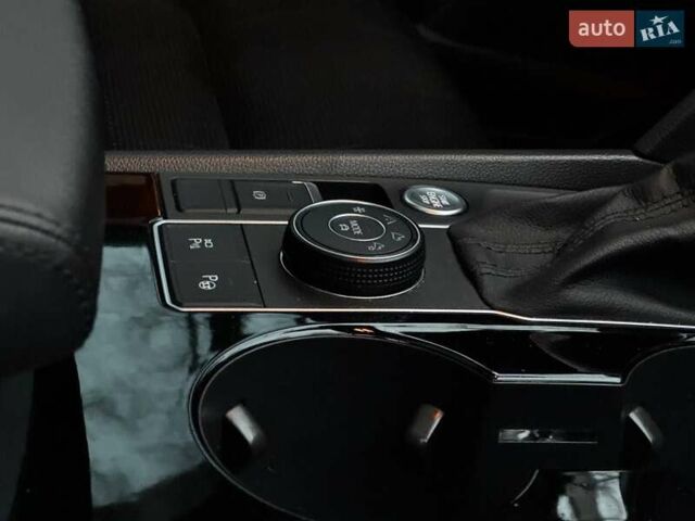 Серый Фольксваген Atlas, объемом двигателя 3.6 л и пробегом 145 тыс. км за 20500 $, фото 35 на Automoto.ua