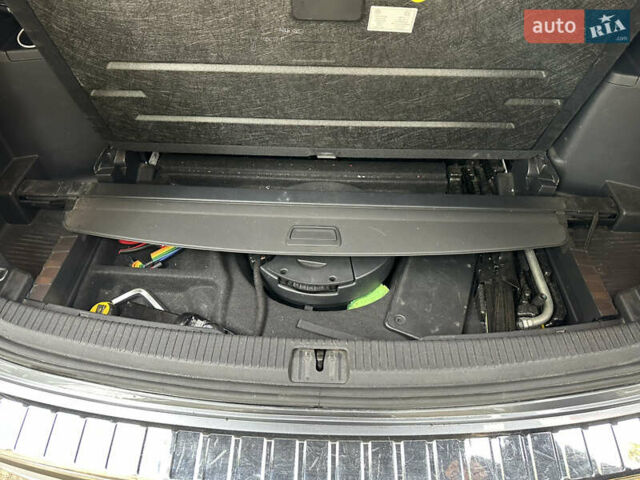 Фольксваген Atlas 2018 в Черкассах на Automoto.ua Серый Фольксваген Atlas, объемом двигателя 3.6 л и пробегом 145 тыс. км за 25700 $, фото 21 на Automoto.ua