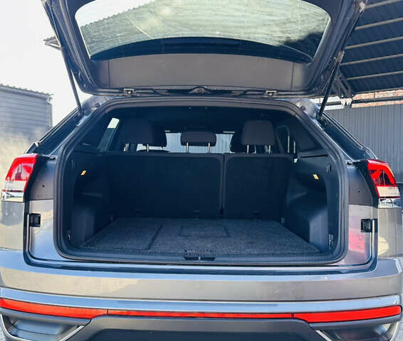 Серый Фольксваген Atlas, объемом двигателя 1.98 л и пробегом 36 тыс. км за 25900 $, фото 25 на Automoto.ua