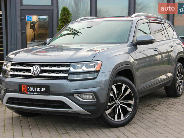 Серый Фольксваген Atlas, объемом двигателя 2 л и пробегом 128 тыс. км за 18500 $, фото 4 на Automoto.ua