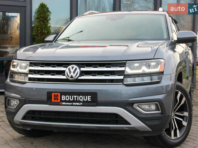 Серый Фольксваген Atlas, объемом двигателя 2 л и пробегом 128 тыс. км за 18500 $, фото 5 на Automoto.ua