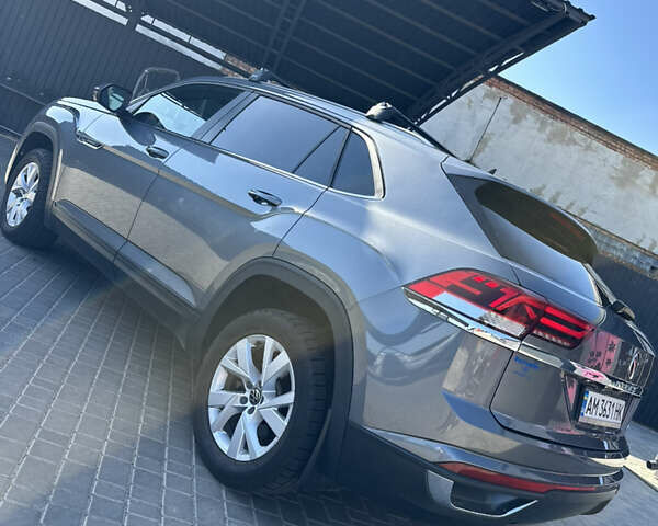 Серый Фольксваген Atlas, объемом двигателя 1.98 л и пробегом 36 тыс. км за 25900 $, фото 5 на Automoto.ua