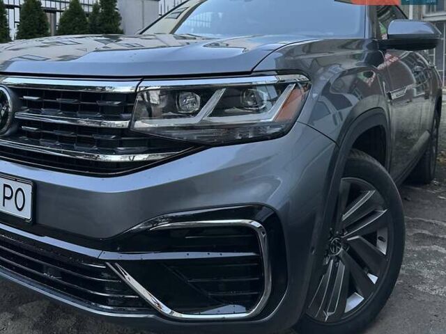 Серый Фольксваген Atlas, объемом двигателя 1.98 л и пробегом 95 тыс. км за 25300 $, фото 1 на Automoto.ua