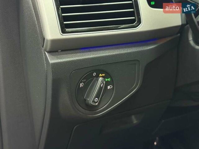 Серый Фольксваген Atlas, объемом двигателя 3.6 л и пробегом 59 тыс. км за 25700 $, фото 19 на Automoto.ua