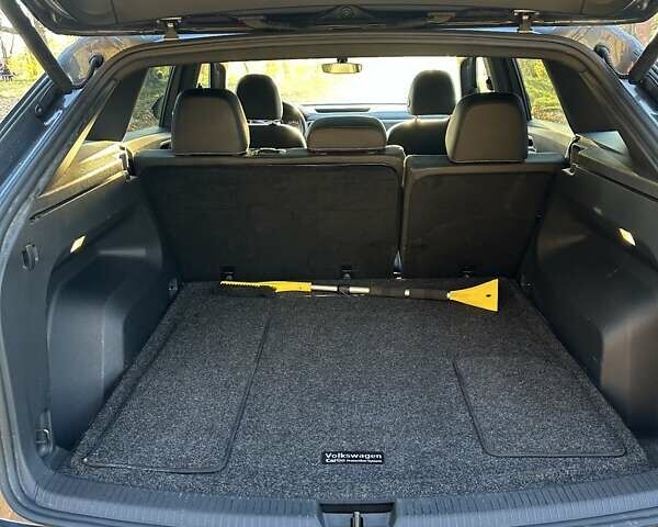 Серый Фольксваген Atlas, объемом двигателя 1.98 л и пробегом 95 тыс. км за 25300 $, фото 14 на Automoto.ua