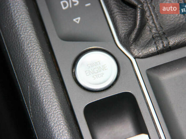 Серый Фольксваген Atlas, объемом двигателя 2 л и пробегом 128 тыс. км за 18500 $, фото 29 на Automoto.ua