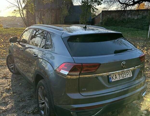 Серый Фольксваген Atlas, объемом двигателя 1.98 л и пробегом 95 тыс. км за 25300 $, фото 5 на Automoto.ua