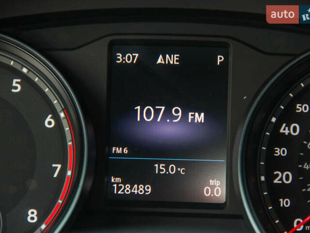 Серый Фольксваген Atlas, объемом двигателя 2 л и пробегом 128 тыс. км за 18500 $, фото 24 на Automoto.ua