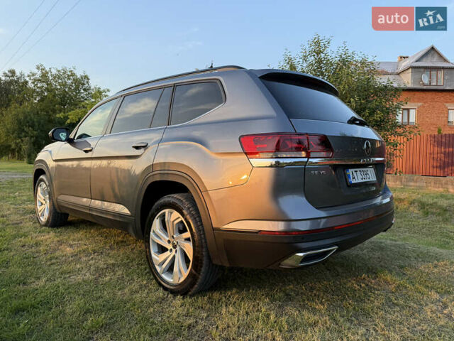 Сірий Фольксваген Atlas, об'ємом двигуна 3.6 л та пробігом 101 тис. км за 25900 $, фото 10 на Automoto.ua