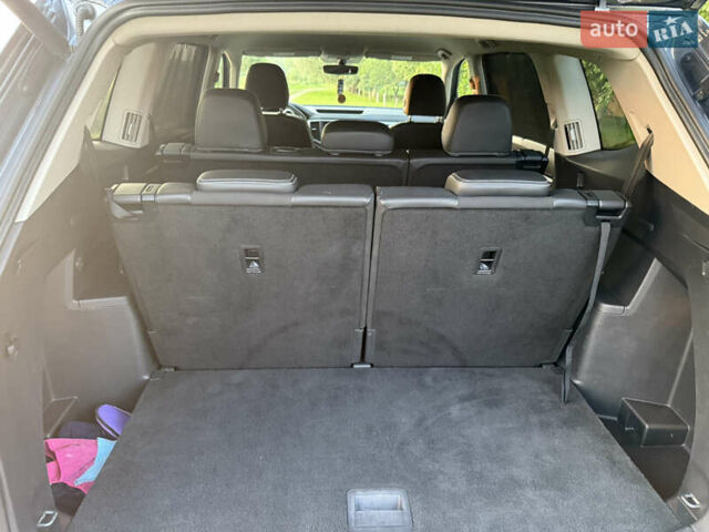 Сірий Фольксваген Atlas, об'ємом двигуна 3.6 л та пробігом 101 тис. км за 25900 $, фото 44 на Automoto.ua