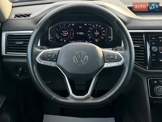 Сірий Фольксваген Atlas, об'ємом двигуна 3.6 л та пробігом 142 тис. км за 32999 $, фото 11 на Automoto.ua