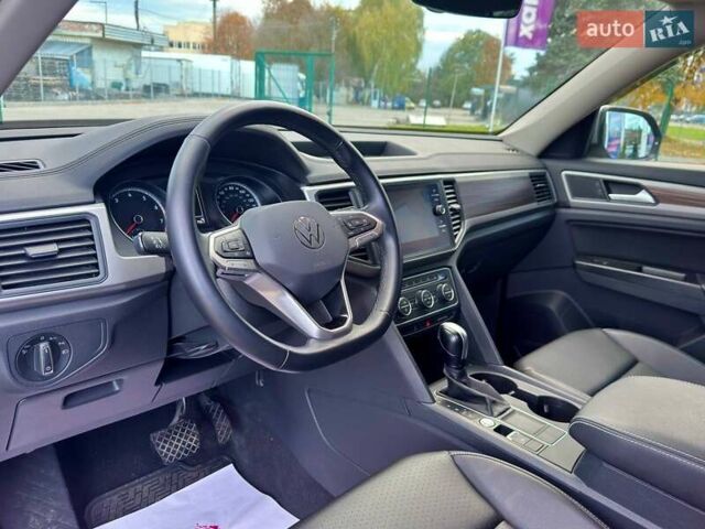 Сірий Фольксваген Atlas, об'ємом двигуна 1.98 л та пробігом 6 тис. км за 26700 $, фото 13 на Automoto.ua