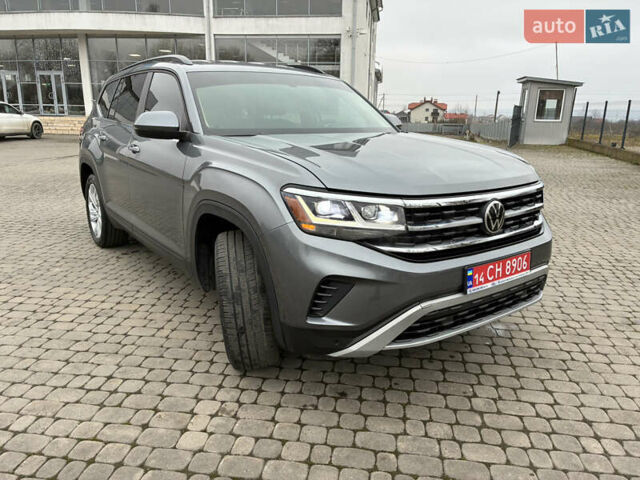 Сірий Фольксваген Atlas, об'ємом двигуна 3.6 л та пробігом 104 тис. км за 23300 $, фото 2 на Automoto.ua