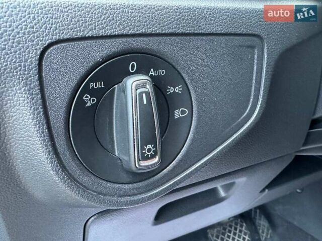 Сірий Фольксваген Atlas, об'ємом двигуна 1.98 л та пробігом 6 тис. км за 26700 $, фото 9 на Automoto.ua