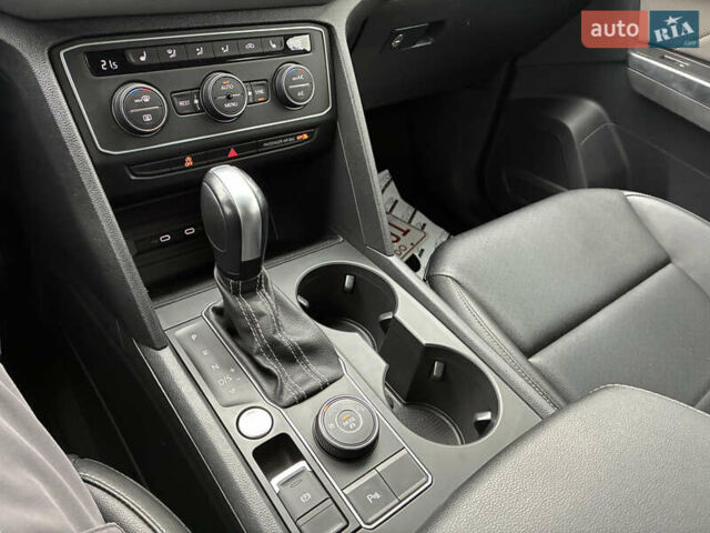 Сірий Фольксваген Atlas, об'ємом двигуна 3.6 л та пробігом 104 тис. км за 23300 $, фото 36 на Automoto.ua