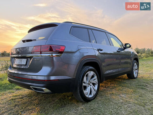 Сірий Фольксваген Atlas, об'ємом двигуна 3.6 л та пробігом 101 тис. км за 25900 $, фото 9 на Automoto.ua