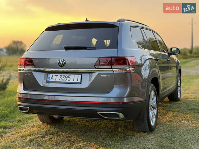 Сірий Фольксваген Atlas, об'ємом двигуна 3.6 л та пробігом 101 тис. км за 25900 $, фото 15 на Automoto.ua