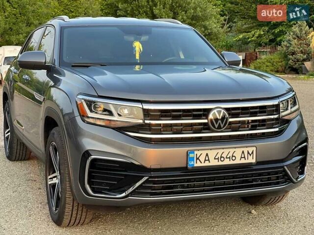 Сірий Фольксваген Atlas, об'ємом двигуна 1.98 л та пробігом 68 тис. км за 27000 $, фото 1 на Automoto.ua