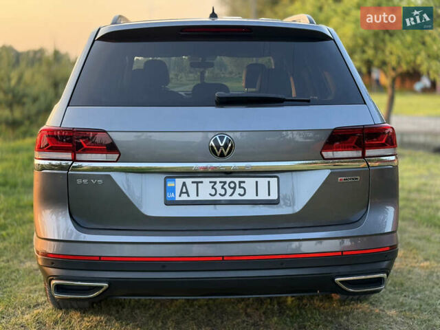 Сірий Фольксваген Atlas, об'ємом двигуна 3.6 л та пробігом 101 тис. км за 25900 $, фото 16 на Automoto.ua