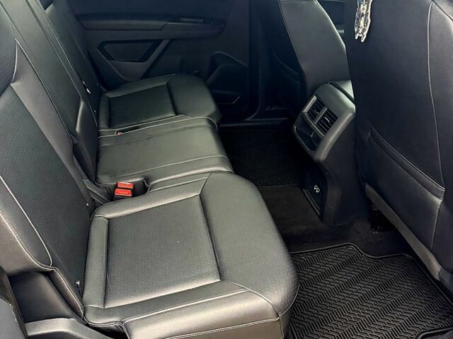 Серый Фольксваген Atlas, объемом двигателя 3.6 л и пробегом 66 тыс. км за 32000 $, фото 5 на Automoto.ua