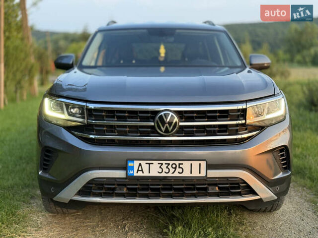 Сірий Фольксваген Atlas, об'ємом двигуна 3.6 л та пробігом 101 тис. км за 25900 $, фото 2 на Automoto.ua