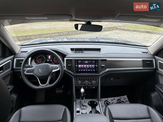 Сірий Фольксваген Atlas, об'ємом двигуна 3.6 л та пробігом 104 тис. км за 23300 $, фото 11 на Automoto.ua