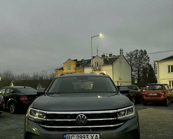 Сірий Фольксваген Atlas, об'ємом двигуна 2 л та пробігом 101 тис. км за 32000 $, фото 1 на Automoto.ua