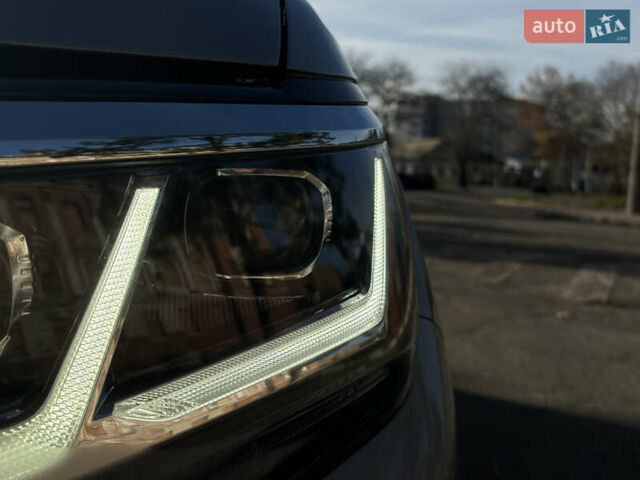 Сірий Фольксваген Atlas, об'ємом двигуна 3.6 л та пробігом 59 тис. км за 32999 $, фото 7 на Automoto.ua