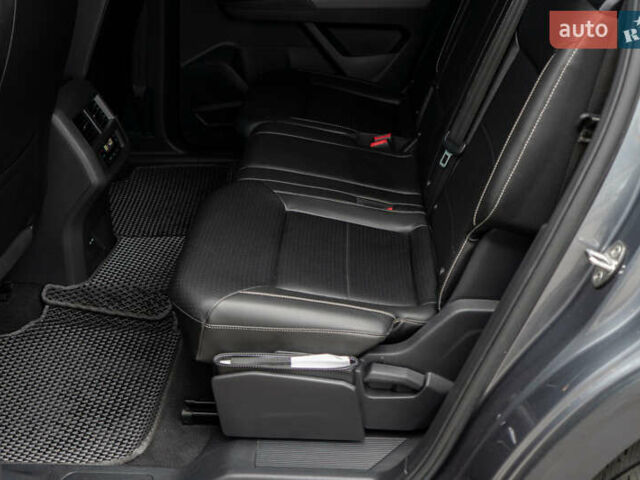 Серый Фольксваген Atlas, объемом двигателя 3.6 л и пробегом 136 тыс. км за 25999 $, фото 48 на Automoto.ua