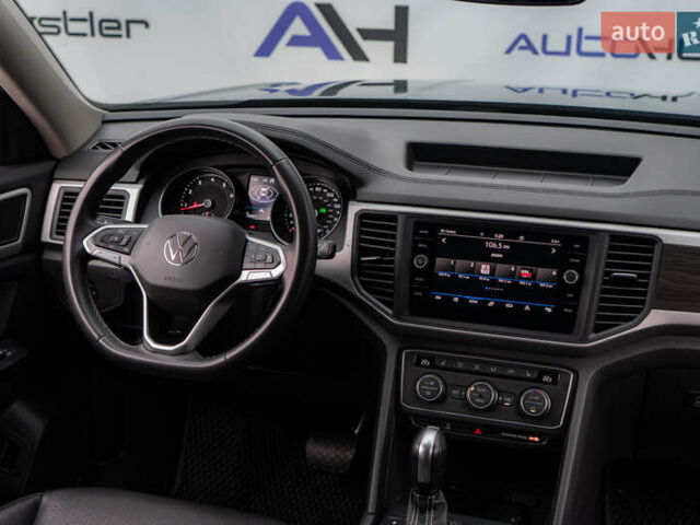 Серый Фольксваген Atlas, объемом двигателя 3.6 л и пробегом 136 тыс. км за 25999 $, фото 33 на Automoto.ua