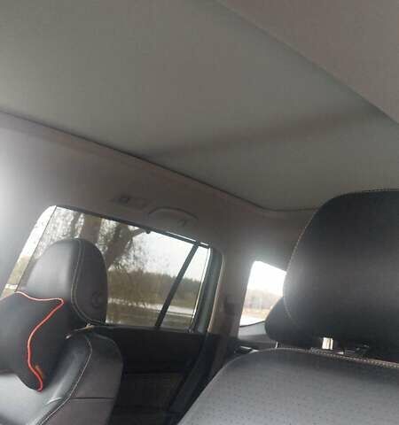 Сірий Фольксваген Atlas, об'ємом двигуна 3.6 л та пробігом 97 тис. км за 29900 $, фото 13 на Automoto.ua