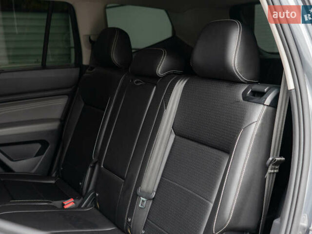 Серый Фольксваген Atlas, объемом двигателя 3.6 л и пробегом 136 тыс. км за 25999 $, фото 52 на Automoto.ua