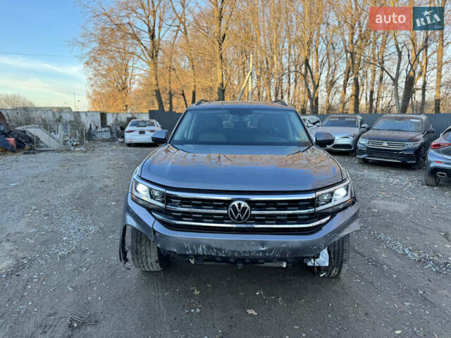 Серый Фольксваген Atlas, объемом двигателя 3.6 л и пробегом 62 тыс. км за 19800 $, фото 2 на Automoto.ua