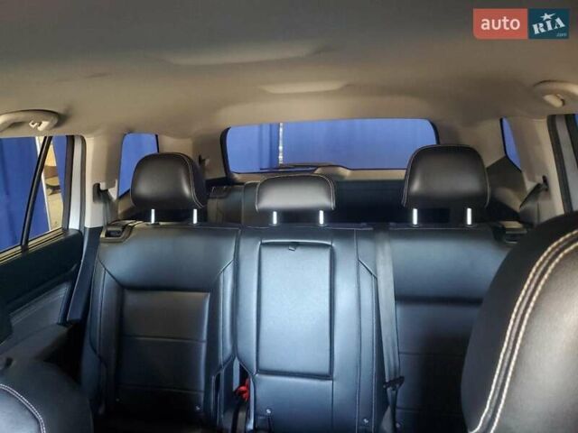 Серый Фольксваген Atlas, объемом двигателя 3.6 л и пробегом 139 тыс. км за 6400 $, фото 9 на Automoto.ua