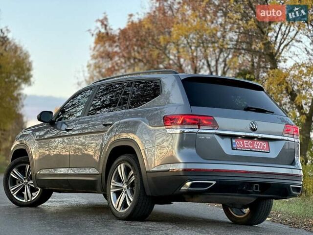 Серый Фольксваген Atlas, объемом двигателя 3.6 л и пробегом 165 тыс. км за 29500 $, фото 10 на Automoto.ua