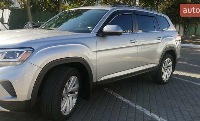 Сірий Фольксваген Atlas, об'ємом двигуна 3.6 л та пробігом 37 тис. км за 32777 $, фото 19 на Automoto.ua