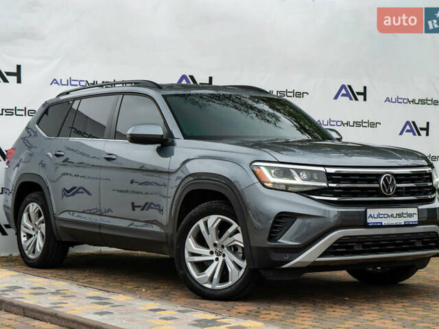 Серый Фольксваген Atlas, объемом двигателя 3.6 л и пробегом 136 тыс. км за 25999 $, фото 6 на Automoto.ua