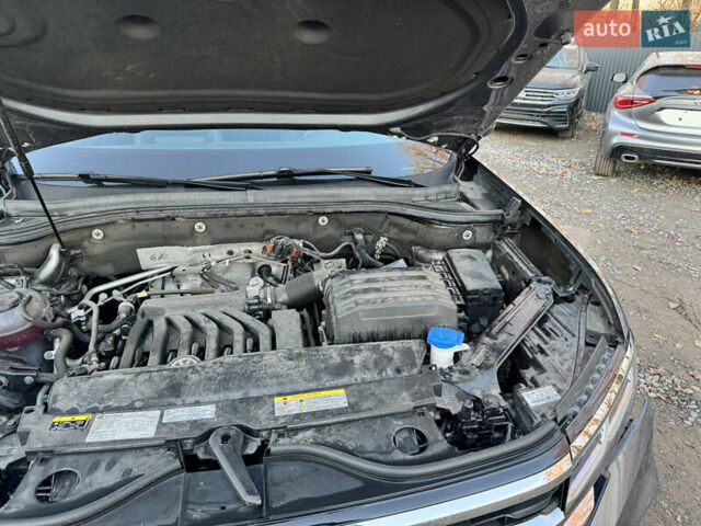 Серый Фольксваген Atlas, объемом двигателя 3.6 л и пробегом 62 тыс. км за 19800 $, фото 43 на Automoto.ua