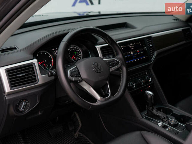 Серый Фольксваген Atlas, объемом двигателя 3.6 л и пробегом 136 тыс. км за 25999 $, фото 30 на Automoto.ua