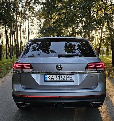 Серый Фольксваген Atlas, объемом двигателя 3.6 л и пробегом 50 тыс. км за 35000 $, фото 6 на Automoto.ua