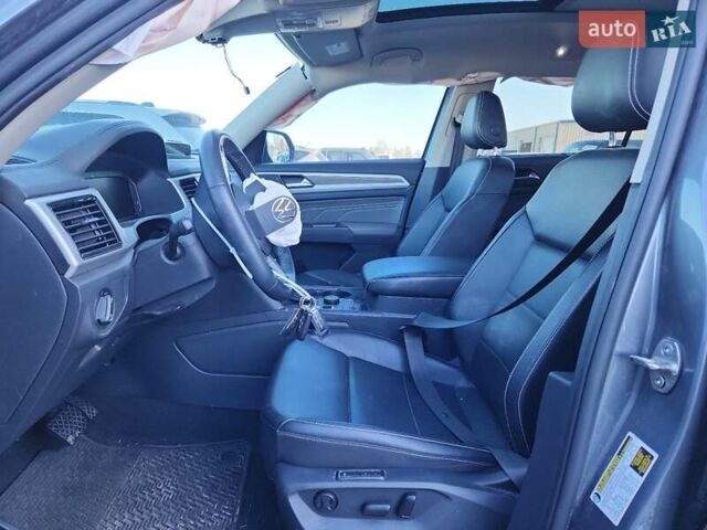 Серый Фольксваген Atlas, объемом двигателя 1.98 л и пробегом 117 тыс. км за 13350 $, фото 6 на Automoto.ua