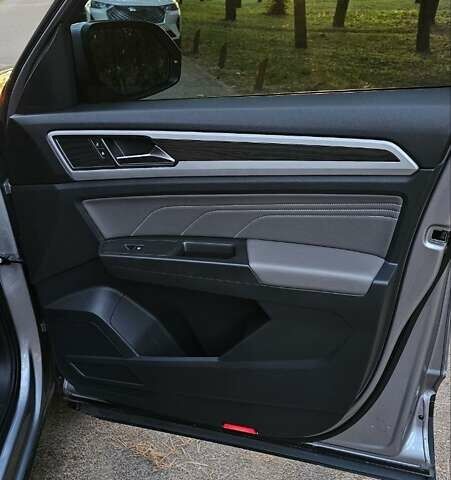 Серый Фольксваген Atlas, объемом двигателя 3.6 л и пробегом 50 тыс. км за 35000 $, фото 15 на Automoto.ua