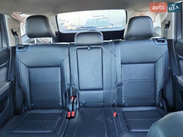 Серый Фольксваген Atlas, объемом двигателя 1.98 л и пробегом 117 тыс. км за 13350 $, фото 8 на Automoto.ua