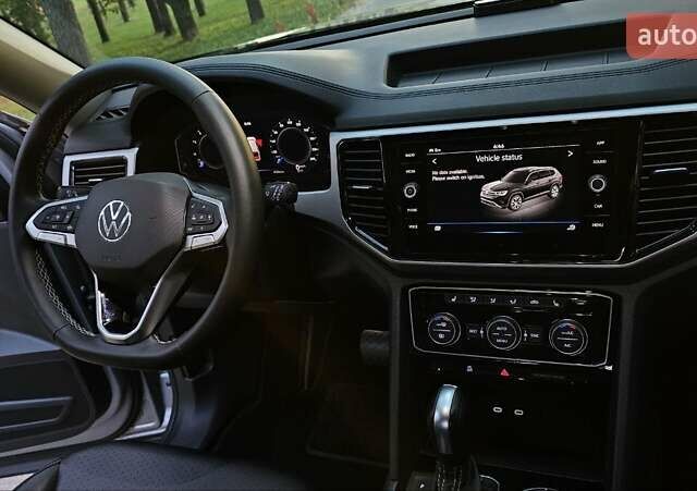 Серый Фольксваген Atlas, объемом двигателя 3.6 л и пробегом 50 тыс. км за 35000 $, фото 29 на Automoto.ua