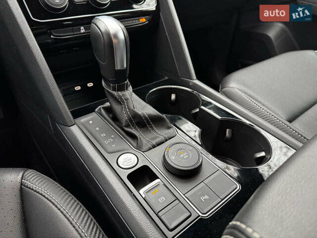 Серый Фольксваген Atlas, объемом двигателя 2 л и пробегом 23 тыс. км за 35590 $, фото 24 на Automoto.ua