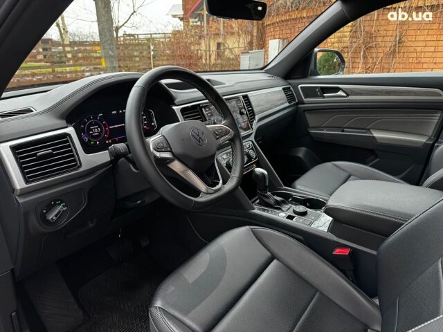 Серый Фольксваген Atlas, объемом двигателя 2 л и пробегом 23 тыс. км за 35590 $, фото 14 на Automoto.ua